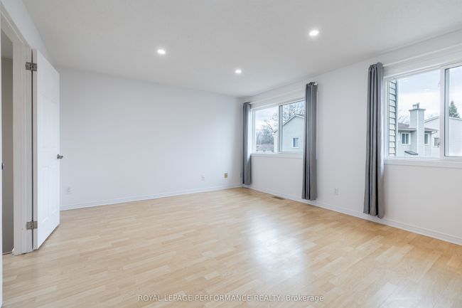 6917 Du Bois Ave, Condo with 3 bedrooms, 3 bathrooms and 2 parking in Orleans ON | Image 24