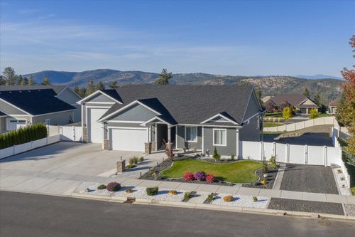 2706 W Howesdale Rd, Spokane, WA, 99208-4687 | Card Image