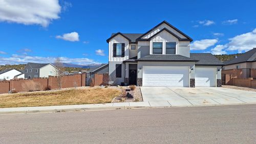 413 S Cedar Creek Dr, Cedar City, UT, 84720-1346 | Card Image