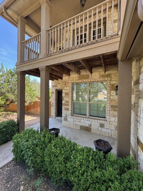 17716 Linkhill Dr, Dripping Springs, TX, 78620-2624 | Card Image