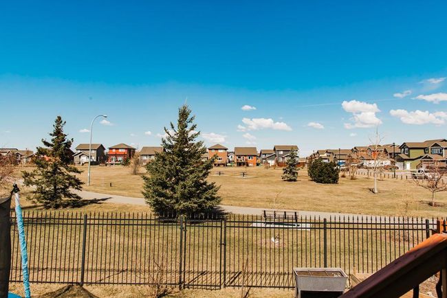 11310 105 A Avenue, Home with 4 bedrooms, 3 bathrooms and 5 parking in Grande Prairie AB | Image 2