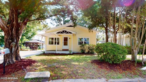 1941 Moss St, Wilmington, NC, 28403-2314 | Card Image