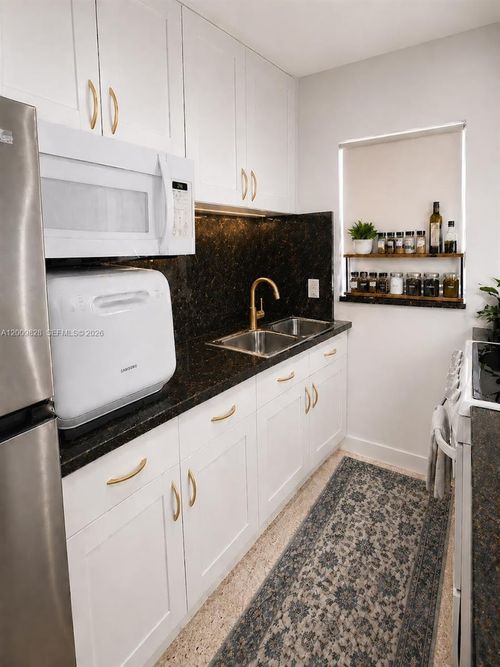 8-40 Salamanca Ave, Coral Gables, FL, 33134-4199 | Card Image