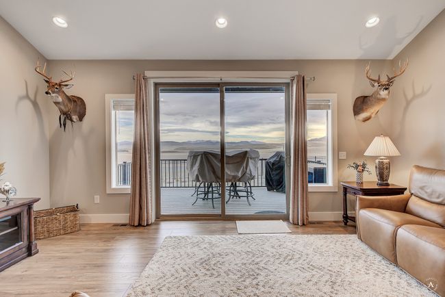 View out back of house/Living Room | Image 13