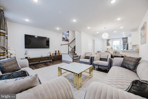 7263 Nittany Ln, ALEXANDRIA, VA, 22306-2356 | Card Image