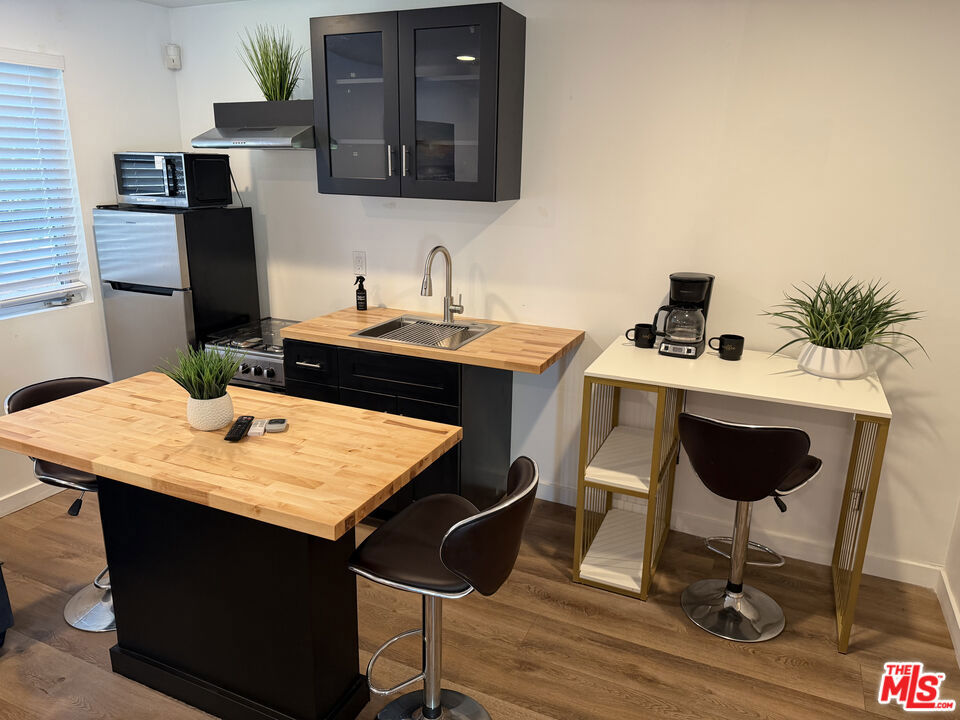 Residential Lease in Los Angeles 4