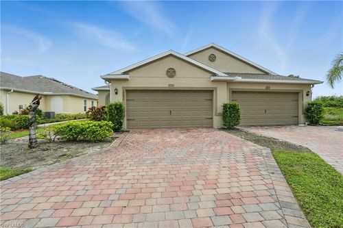 10692 Crossback Ln, LEHIGH ACRES, FL, 33936-6675 | Card Image