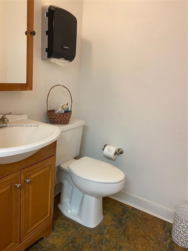 10544 Nw 26 Th St, Home with 0 bedrooms, 0 bathrooms and 4 parking in Doral FL | Image 7