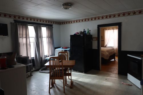 724 3rd Ave, Berlin, NH, 03570-1628 | Card Image