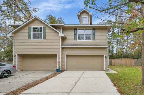 3 Peachridge Pl, The Woodlands, TX, 77382-1738 | Card Image