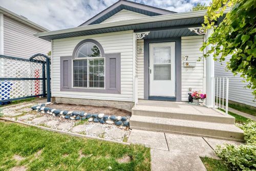 57 San Diego Way Ne, Calgary, AB, T1Y7A5 | Card Image