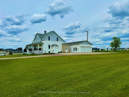 298 Government Rd E, Kapuskasing, ON, P5N2X7 | Card Image