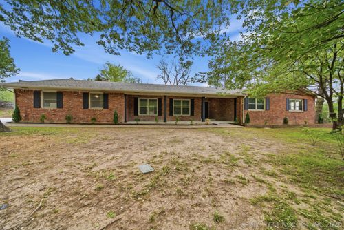 4417 Girard St, Muskogee, OK, 74401-1542 | Card Image