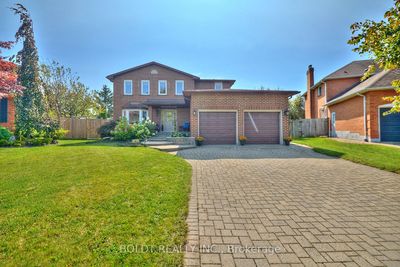 23 Barbican Trail, House other with 4 bedrooms, 4 bathrooms and 6 parking in Saint Catharines ON | Image 2