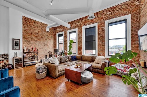 apt-202-2112 Morris Ave, BIRMINGHAM, AL, 35203-4230 | Card Image