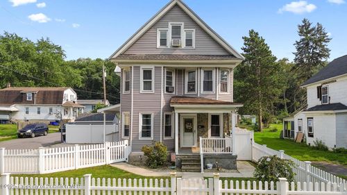 807 N Main St, Duryea, PA, 18642 | Card Image