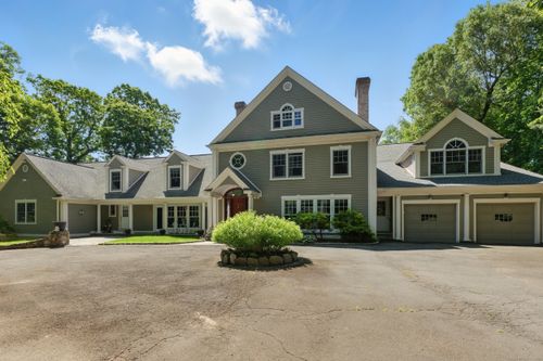 91 Dogwood Ln, Stamford, CT, 06903-4512 | Card Image