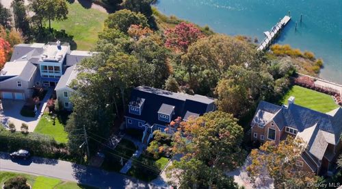 2280 Deep Hole Dr, Mattituck, NY, 11952-2615 | Card Image