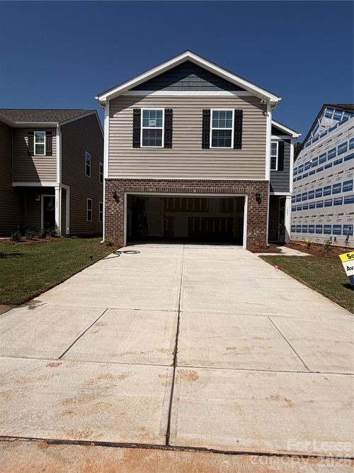 1423 Mammoth Road, Hickory, NC, 28692 | Card Image