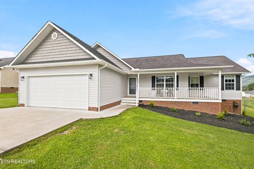 126 West Dr, La Follette, TN, 37766-7353 | Card Image