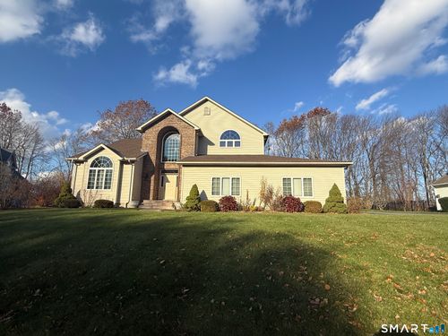 124 Suncrest Ct, Torrington, CT, 06790-7913 | Card Image