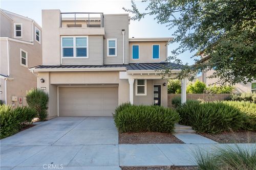 125 Pastel, Irvine, CA, 92618-1366 | Card Image