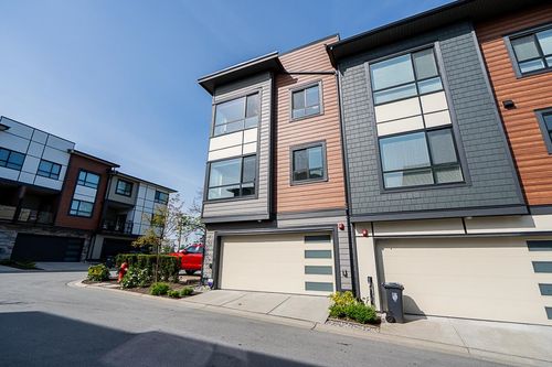 30-20150 81 Ave, Langley, BC, V2Y3L8 | Card Image