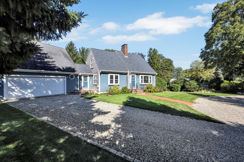 Colonial Way, West Barnstable, MA 02668