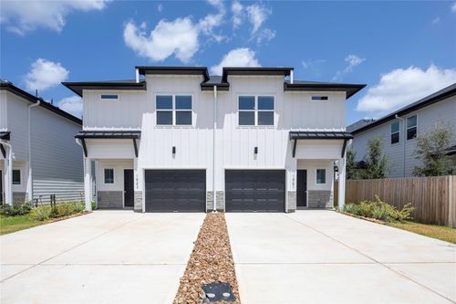 1951 Longmire Villas Ct, Conroe, TX, 77304-3827 | Card Image