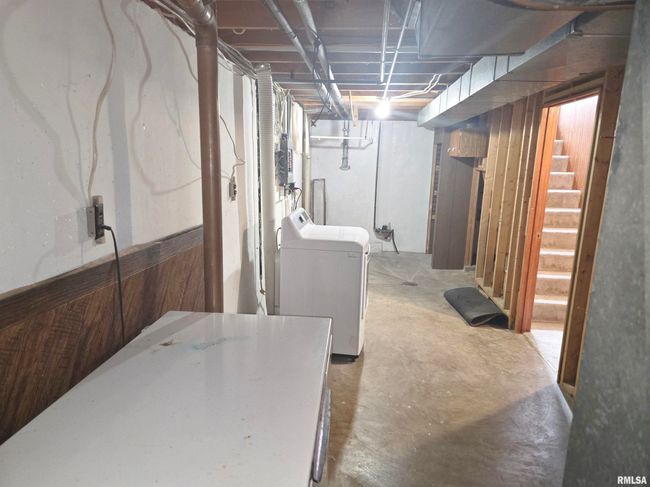 502 N 5 Th St, House other with 3 bedrooms, 1 bathrooms and null parking in Eldridge IA | Image 34