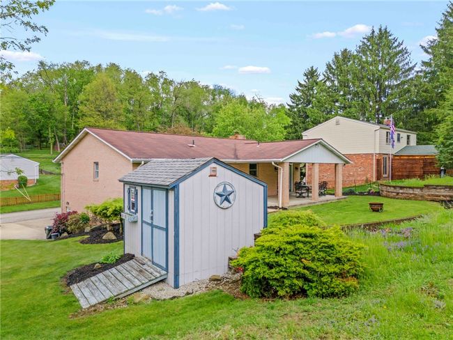 6001 Dashwood Dr, House other with 3 bedrooms, 3 bathrooms and 2 parking in Bethel Park PA | Image 31