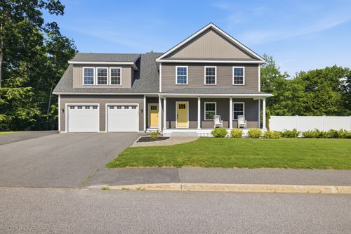 110 Berkshire Way, Westbrook, ME, 04092-3769 | Card Image