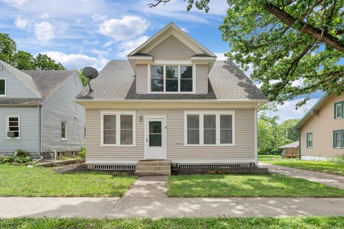 137 South St, Owatonna, MN, 55060-3331 | Card Image