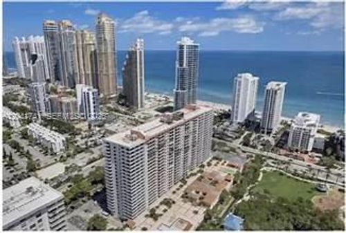 405-210 174th St, Sunny Isles Beach, FL, 33160-3329 | Card Image