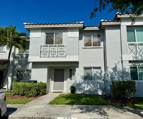 833-833 Nw 208th Ter, Pembroke Pines, FL, 33029-2142 | Card Image