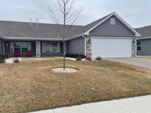 4489 Squaw Valley Dr, Loves Park, IL, 61111-5399 | Card Image