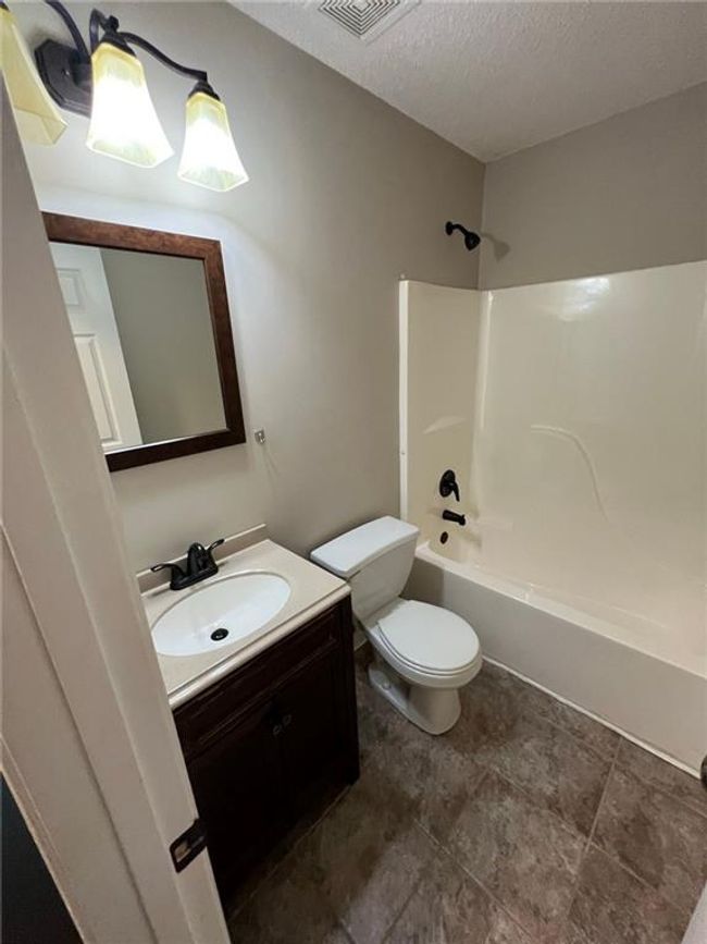 1745 Fort Daniels Trl, House other with 3 bedrooms, 2 bathrooms and null parking in Dacula GA | Image 12