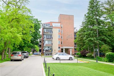 306 - 1377 Lakeshore Rd, Condo with 1 bedrooms, 1 bathrooms and 1 parking in Burlington ON | Image 1