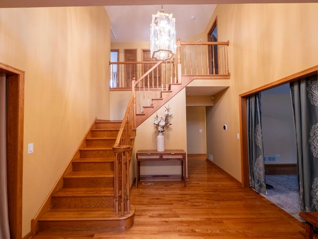1707 Frediani Ct, House other with 5 bedrooms, 5 bathrooms and 2 parking in Mount Prospect IL | Image 4