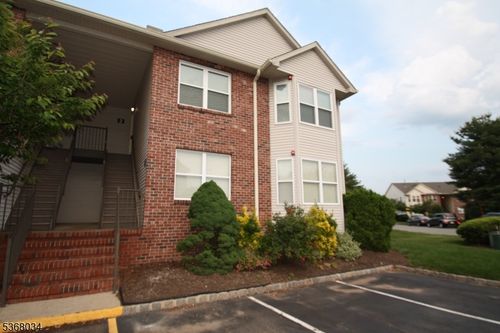 2 Rebecca Rd, East Hanover, NJ, 07936-3430 | Card Image