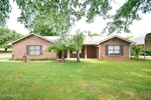 3288 River Pointe Cir, Kodak, TN, 37764-2361 | Card Image