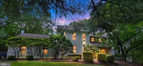 1067 Heartsease Dr, West Chester, PA, 19382-8155 | Card Image