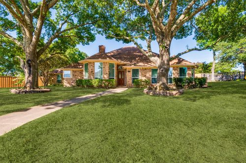 1912 Pajarito Ct, Desoto, TX, 75115-2738 | Card Image