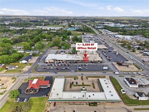 4-1011 S Mount Olive, Siloam Springs, AR, 72761 | Card Image