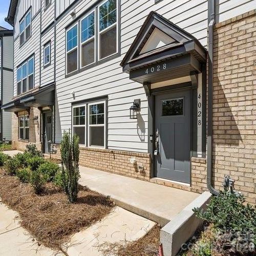 4028 Hudson Oaks Dr, Charlotte, NC, 28205 | Card Image