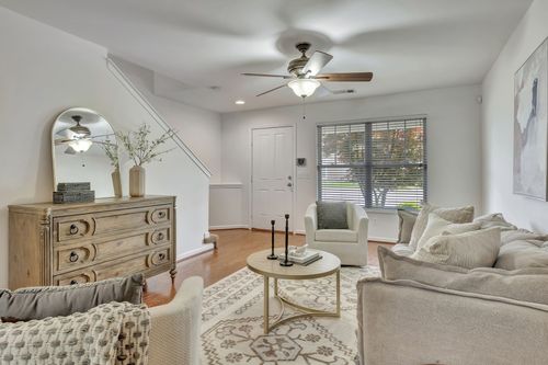 282 Killian Way, Mount Juliet, TN, 37122-4197 | Card Image