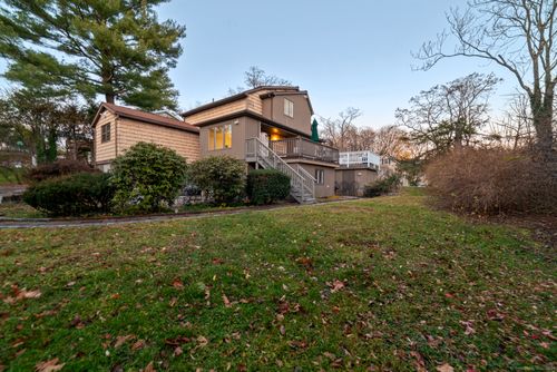 30 Grey Rock Drive, Greenwich, CT, 06831 | Card Image