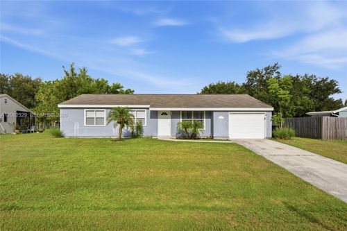 205 Sw Kentwood Rd, Port St. Lucie, FL, 34953-6210 | Card Image