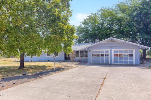 3007 Erline Way, Medford, OR, 97502 | Card Image