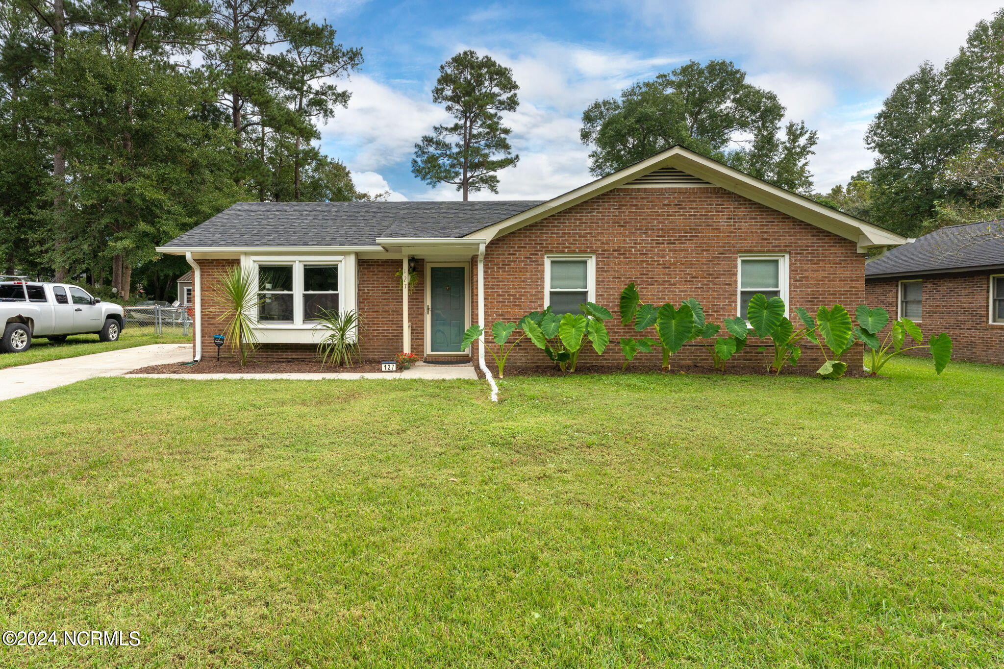 Meadowood Dr, Wilmington, NC 28411